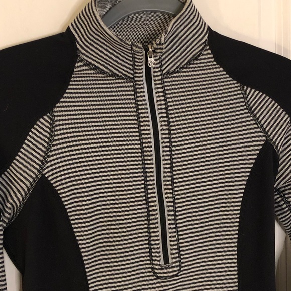 Lululemon Run U-Turn Pullover Reflective Classic Stripe Long Sleeves Top - Picture 9 of 15